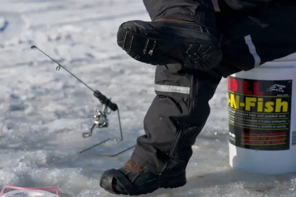 An in depth review of the best ice fishing boots in 2018