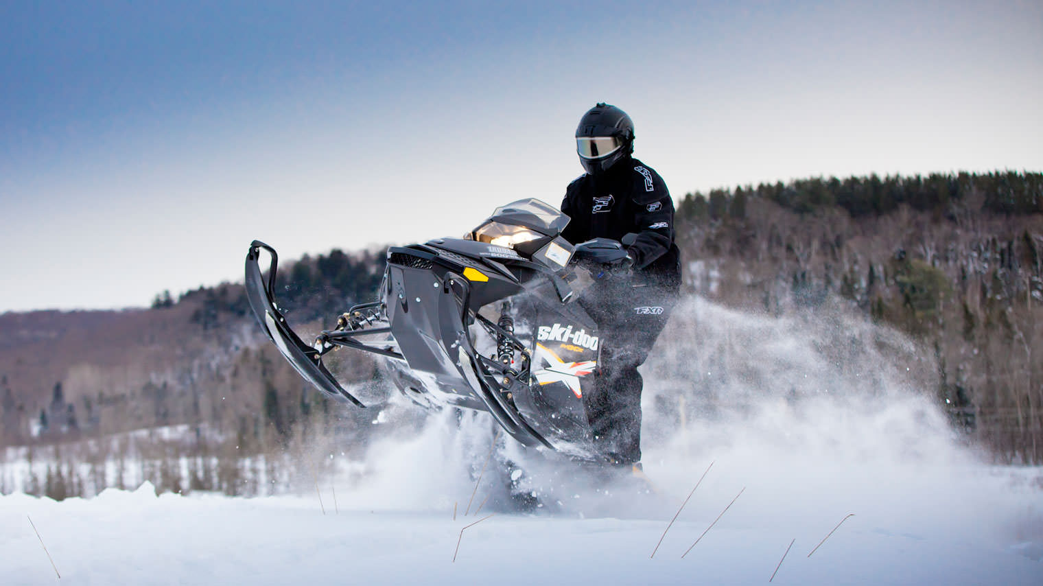 10 Best Snowmobile Helmets Reviewed in 2024 TheGearHunt