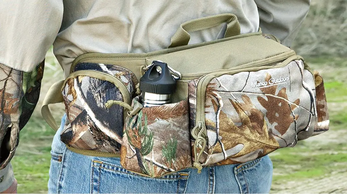 Camouflage hunting belt pack 