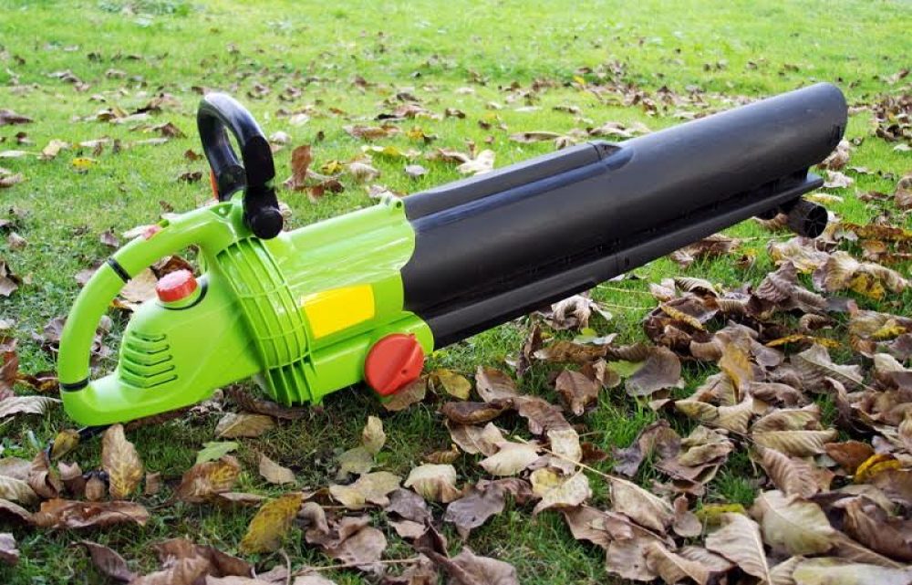 10 Best Leaf Blower Reviewed & Rated in 2022 TheGearHunt
