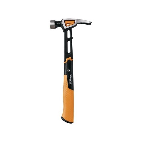 9. Fiskars IsoCore 16 oz