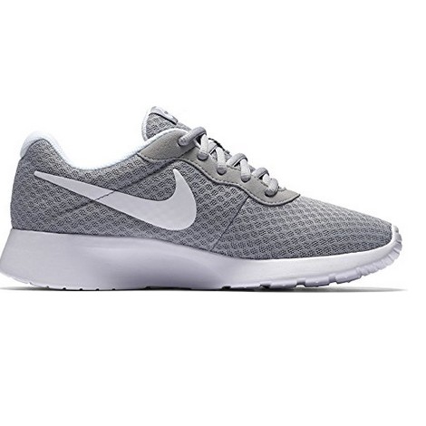 8. Nike Tanjun