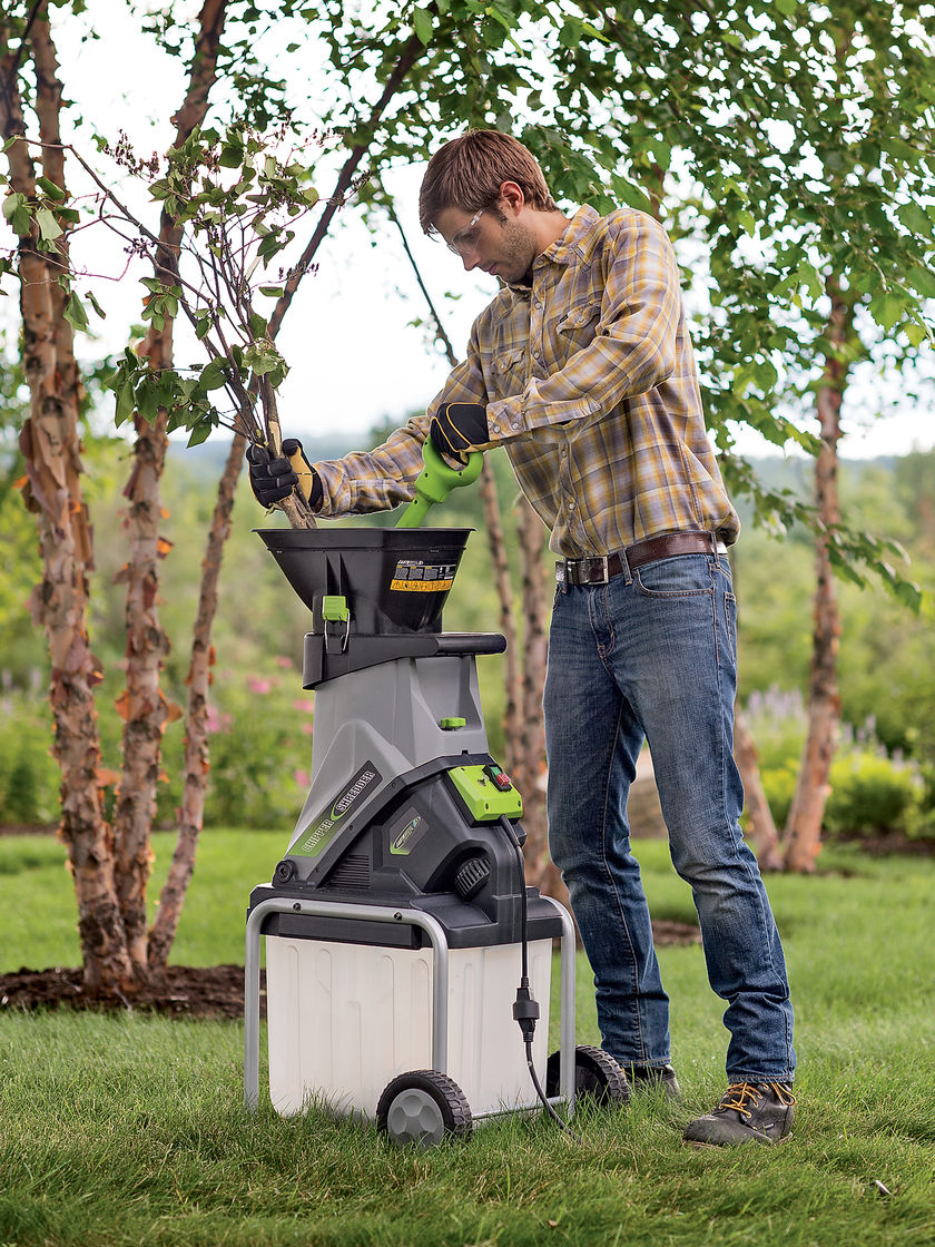 10 Best Shredders Reviewed & Rated in 2024 TheGearHunt