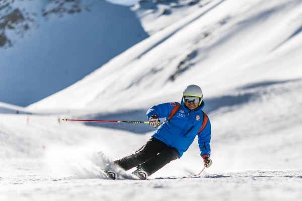 An in-depth review of the best ski poles  in 2018