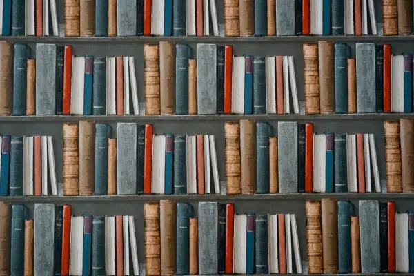An in-depth guide to the best book shelves available in 2018.