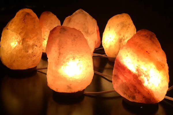 An in-depth review of the best salt lamps of 2019.