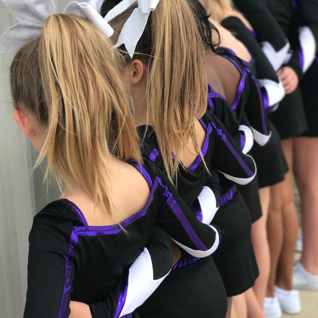 Best Cheerleader Shoes Reviewed & Rated for Quality - TheGearHunt