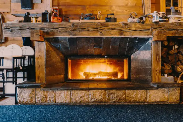 An in-depth review of the best electric fireplaces available in 2018. 
