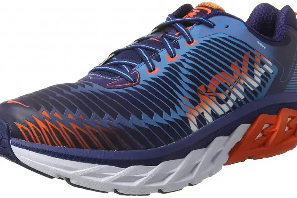 An in-depth review of the Hoka One One Arahi is perfect for overpronators.