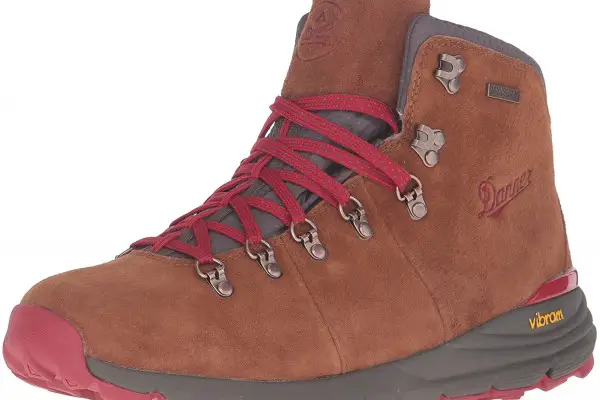 An in-depth review of the Danner Mountain 600
