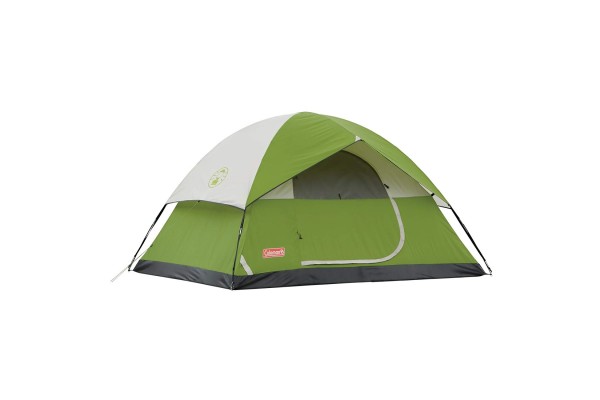 An in-depth review of the Coleman Sundome.