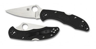 An in-depth review of the Spyderco Delica 4. 