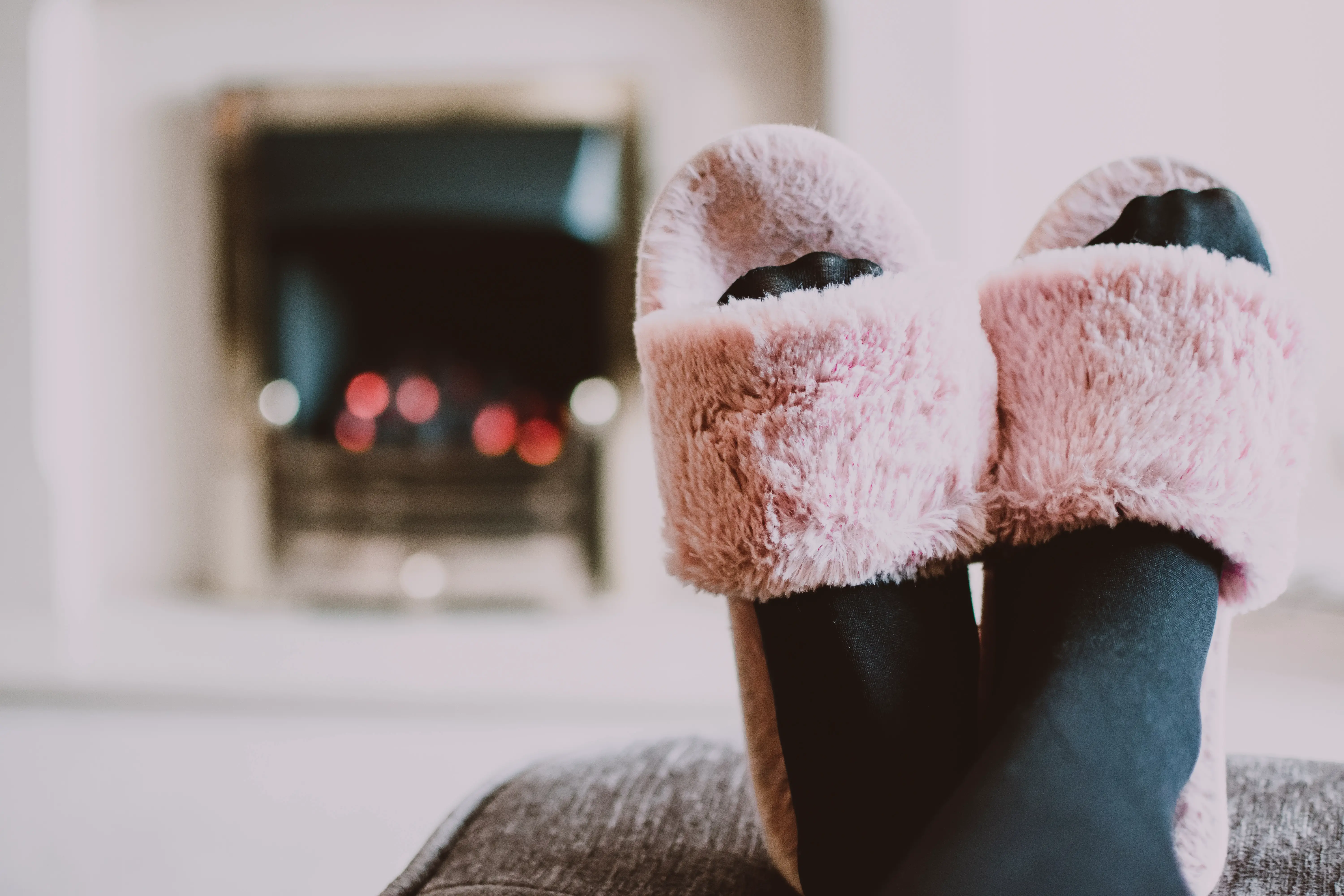 An in-depth review of the best fur slippers available in 2019. 