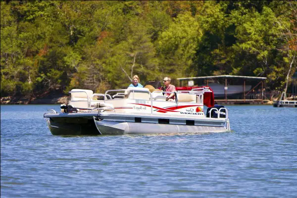 An in-depth review of the best fishing pontoon boats available in 2019.