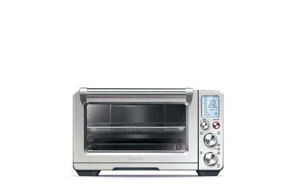 An in-depth review of the Breville Smart Oven Air.