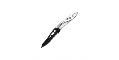 An in-depth review of the Leatherman Skeletool KBx.