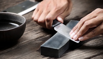 How to Sharpen a Pocket Knife Quickly and Easily