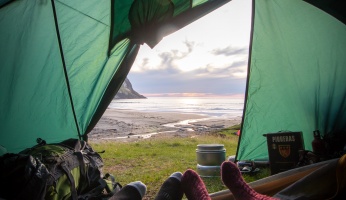 An in-depth guide on all of the camping essentials for beginner campers. 