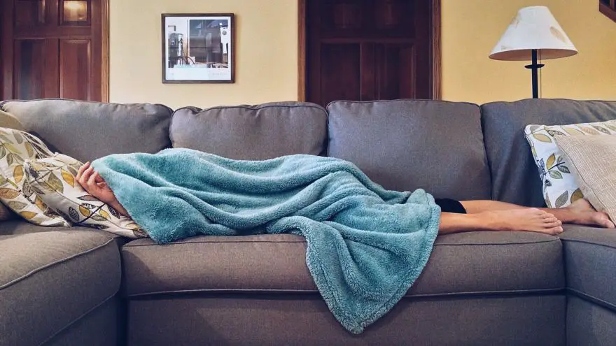 An in-depth guide to everything you need to know about working out while sick.