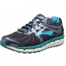 An in-depth review of the Brooks Ariel '16.